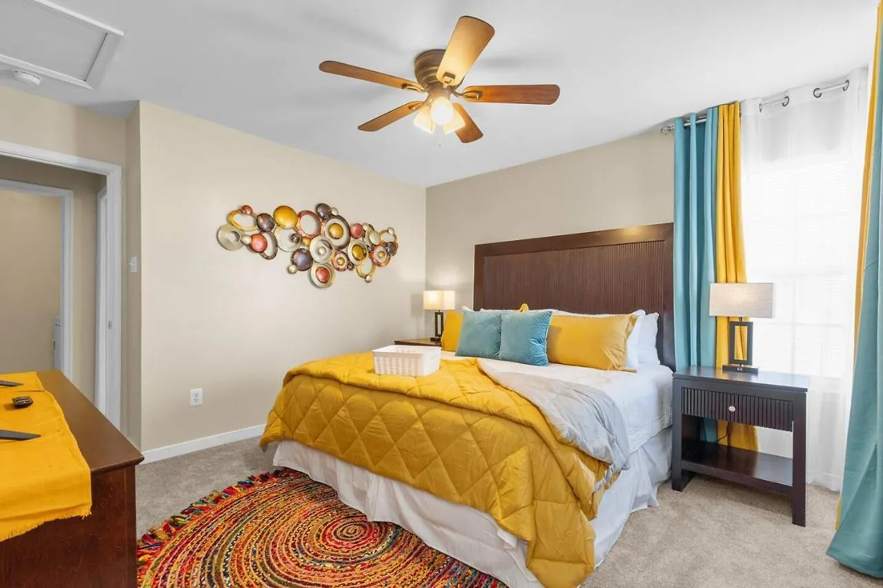 Tatil Evi Royal Retreat: Luxurious House With 4 King Beds! Villa Richmond