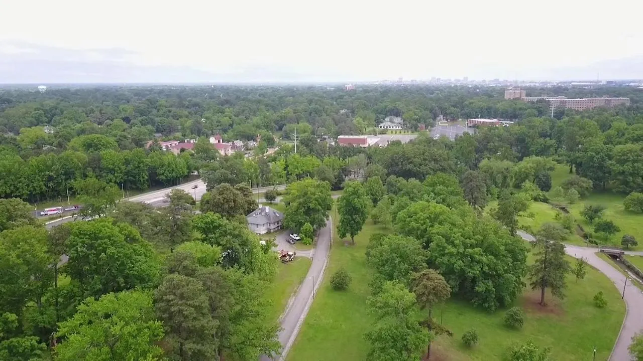 Royal Retreat: Luxurious House With 4 King Beds! Villa Richmond United States